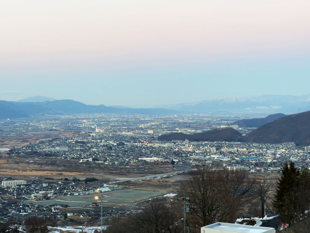 姨捨SAからの更埴、長野方面の景色